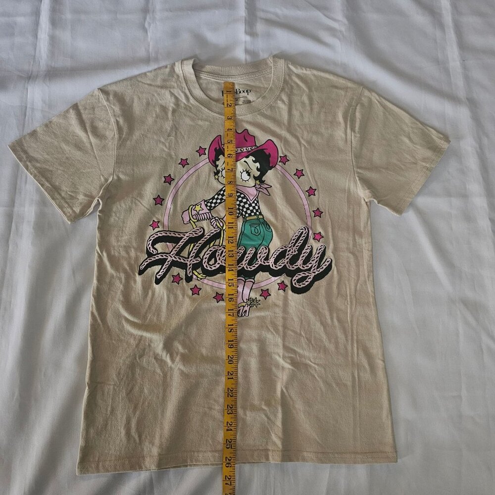 Betty Boop Howdy Cowgirl Betty Boop Print Short Sleeve T-Shirt Women's Medium - Picture 7 of 7